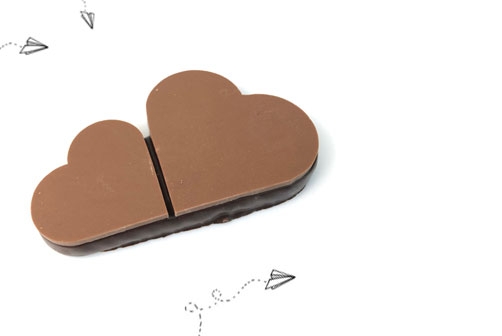 gilles-cresno-bouchee-cœur-praline-noisette-lait-open cœur chocolat lait