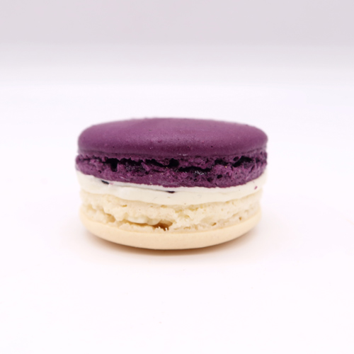 En exclusivité pour la Saint Valentin, un macaron aux goûts exotiques.